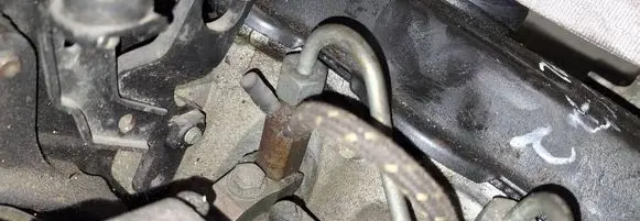 Fuel injector