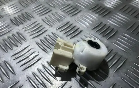 Toyota Prius (XW10) Ignition lock contact 0550y05 055-0y05