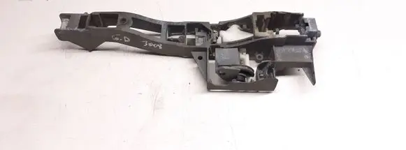 Rear door exterior handle/bracket