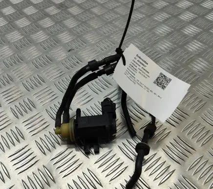 Volkswagen Golf VII Turbo solenoid valve 04L131051F 1K0906627B