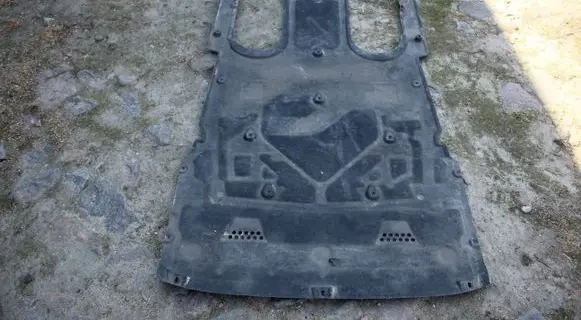 Porsche Panamera (971) Center/middle under tray cover 