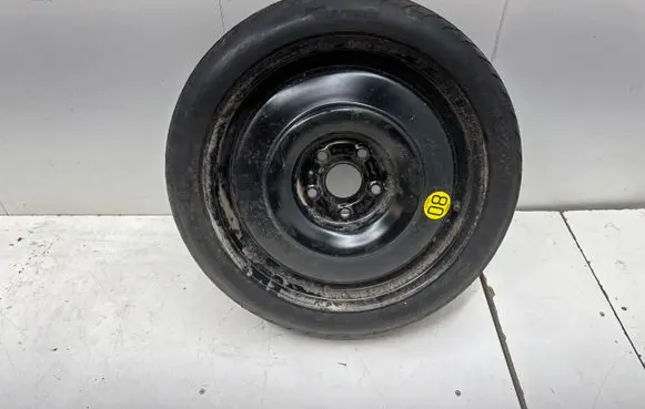 Toyota Avensis T250 R17 spare wheel 2170602