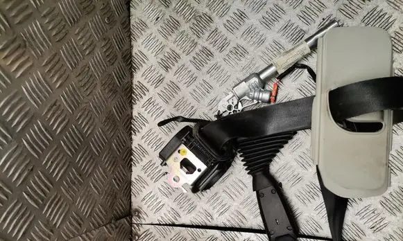 Nissan Qashqai Front seatbelt 86884