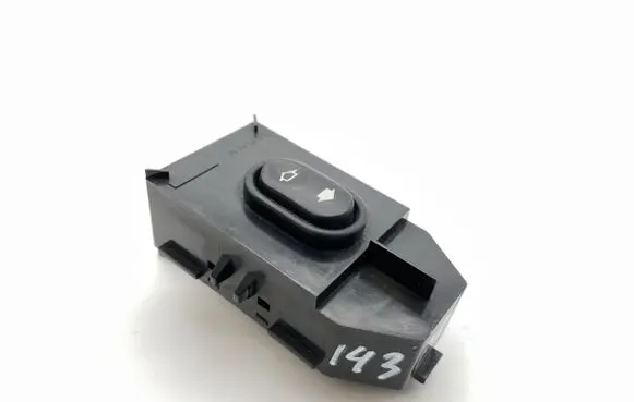 Jaguar XK8 - XKR Electric window control switch LJA6382AC