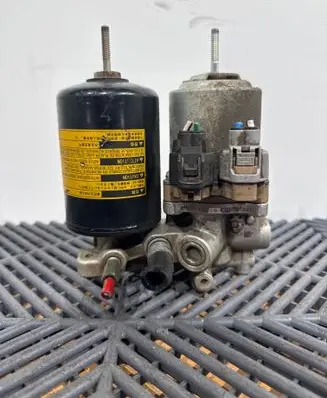 Lexus CT 200H ABS Pump 4707012010 403300041