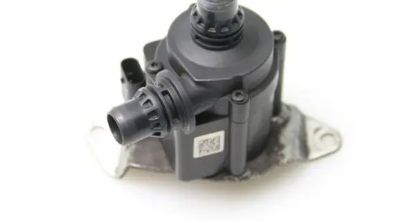 BMW X5 F15 Electric auxiliary coolant/water pump 8511748