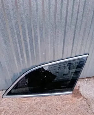 Ford Mondeo MK IV Rear side window
