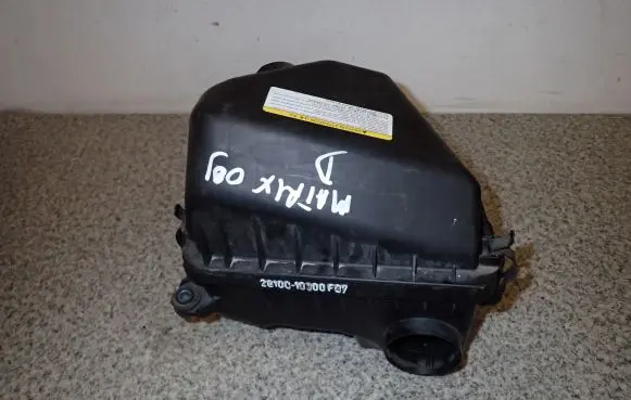 Hyundai Matrix Air filter box cover 