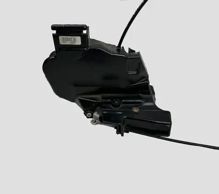 Volvo V50 Front door lock 30753657 C75RB 1336M