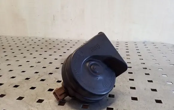 Land Rover Range Rover Sport L320 Horn signal E30055306