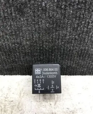 Mercedes-Benz Sprinter W901 W902 W903 W904 Other relay 100666400 FA071083 0183
