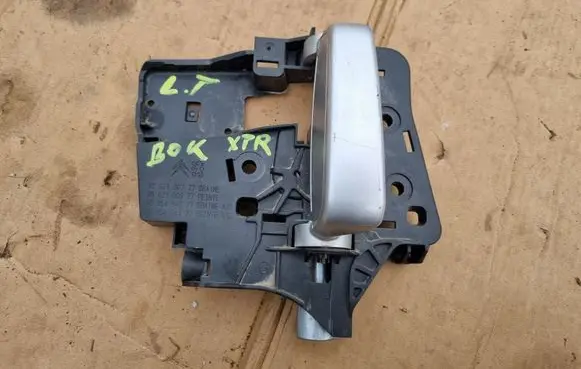 Peugeot Partner Sliding door exterior handle 9682100777