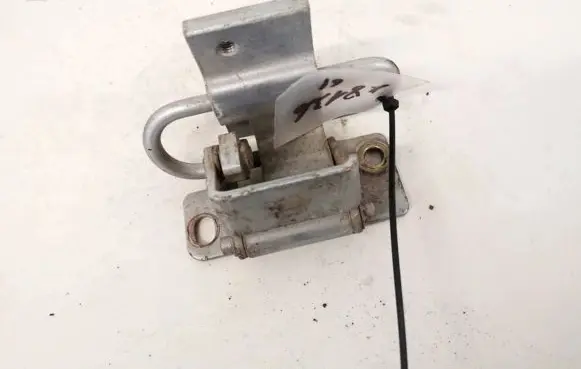 Audi A4 S4 B5 8D Rear door lower hinge 4a0833412a