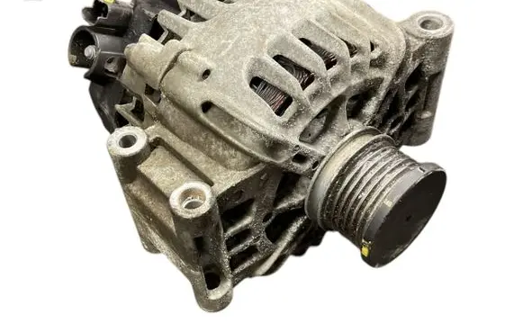 Peugeot 308 Generator/alternator 9666997980