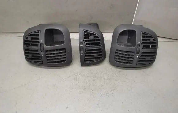 Peugeot Boxer Dash center air vent grill 130422602