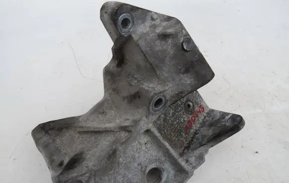 Volvo V60 Engine mounting bracket 6G926P096FC