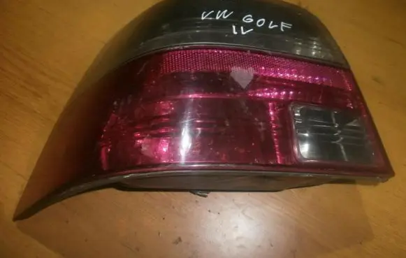 Volkswagen Golf IV Rear/tail lights 1j6945257