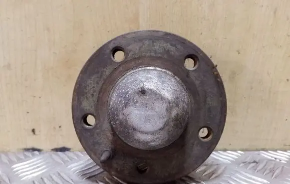 Volvo S70 V70 V70 XC Rear wheel hub