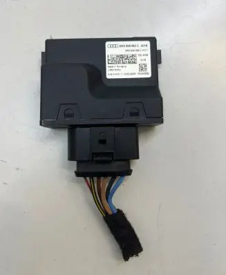 Audi A4 S4 B9 Fuel pump relay 8W0906093C 115E0L22966