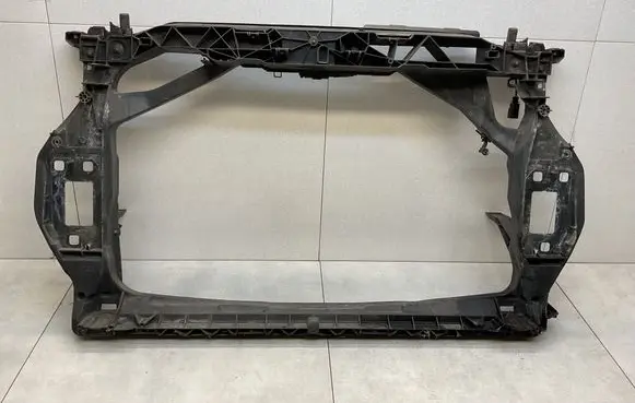 Audi Q3 8U Radiator support slam panel 8U0805594A
