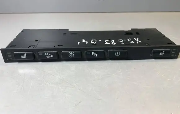 BMW X3 E83 Seat heating switch 3415619 61313415619 03742512