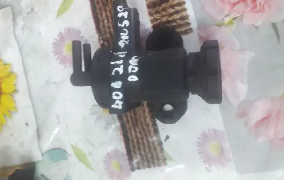 Peugeot 406 Turbo solenoid valve 9035704380