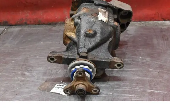 BMW 7 F01 F02 F03 F04 Rear differential 759946603