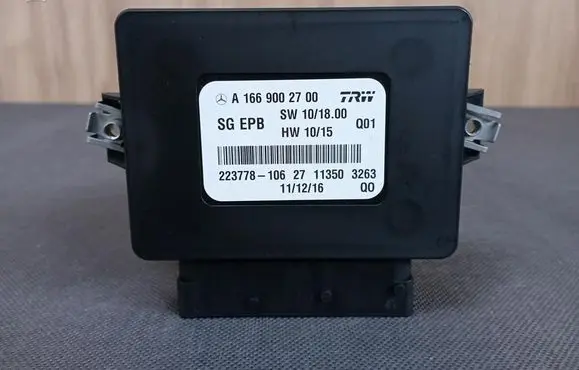 Mercedes-Benz B W246 W242 Rear brake EMF control unit/module 1669002700 A1669002700