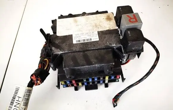 Ford Fiesta Fuse box set ys6t14k150bb 65gf701-00