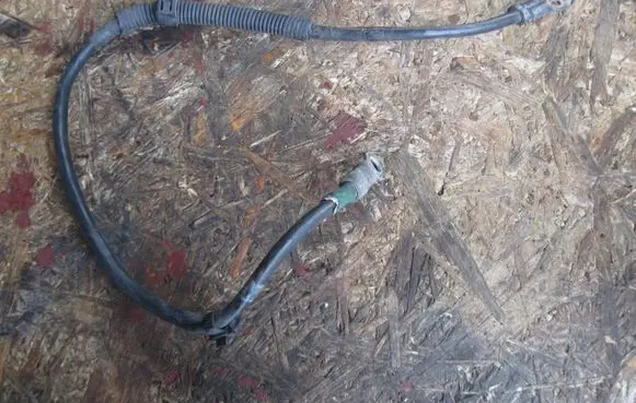 Lexus IS 220D-250-350 Positive cable (battery)
