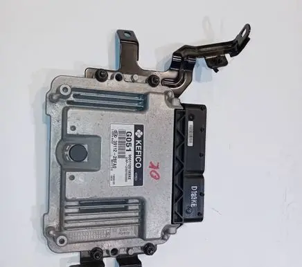 KIA Carens III Engine control unit/module 391122BFA0 39112-2BFA0 39102-2BFA0