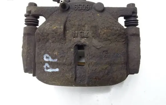 Nissan X-Trail T31 Front brake caliper