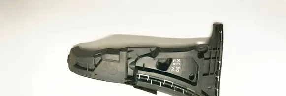 Volvo XC90 Front bumper mounting bracket 30698128