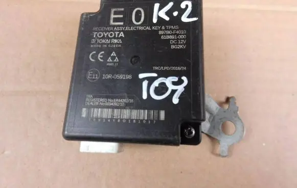 Toyota C-HR I Keyless (KESSY) go control unit/module 897B0F4010