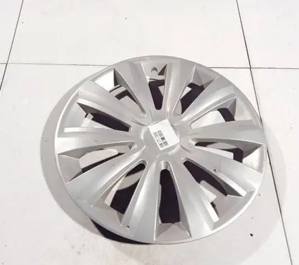 Ford Focus C-MAX R15 wheel hub/cap/trim 