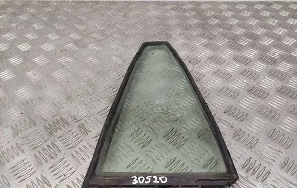 Toyota RAV 4 (XA30) Rear vent window glass 