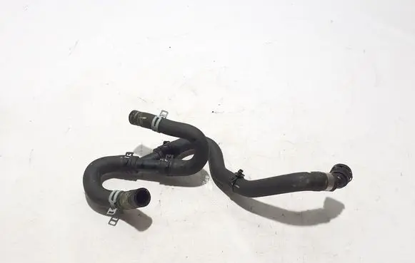 Volvo XC40 Engine coolant pipe/hose 32138266