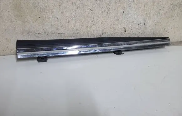 Mercedes-Benz CLS C219 Front sill trim cover A2196800635