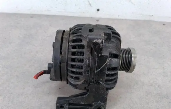 Volvo XC90 Generator/alternator 30658087