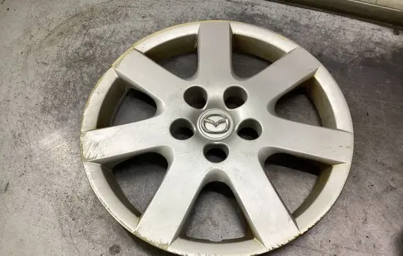 Mazda 6 R16 wheel hub/cap/trim 4M811130AA GMG037170