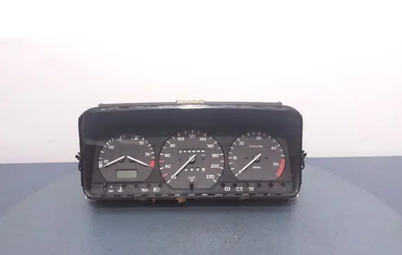 Speedometer (instrument cluster)