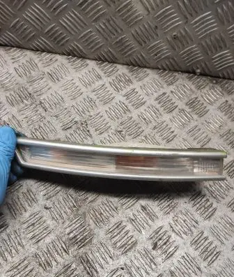 Front indicator light