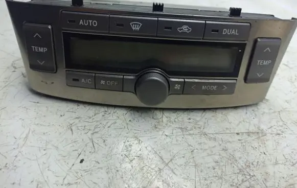 Toyota Avensis T250 Climate control unit 5590205050G