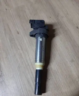 BMW M5 F90 High voltage ignition coil 8611236