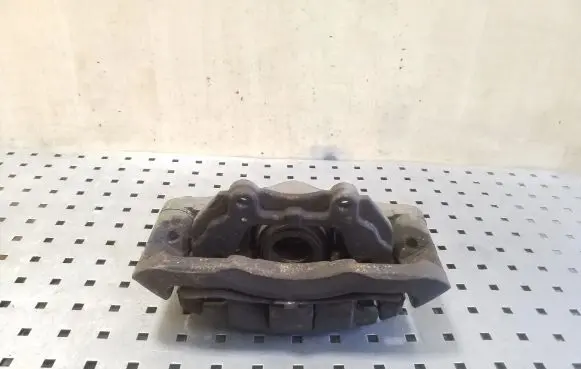 Volvo V40 Front brake caliper