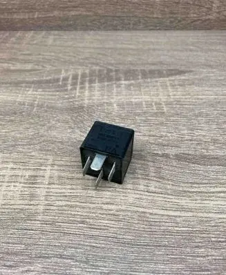 Volvo V50 Other relay 5M5T14B192CA V23136B1X66