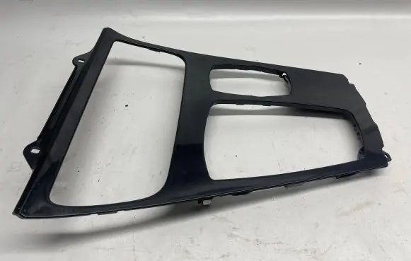 BMW 5 F10 F11 Other center console (tunnel) element 8051939