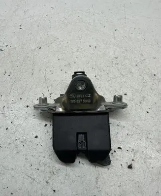 Skoda Octavia Mk2 (1Z) Tailgate/trunk/boot lock/catch/latch 1Z5827501D