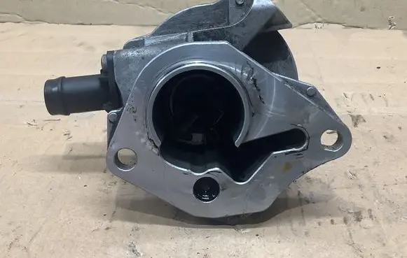 Nissan Qashqai Vacuum pump 8200577807 08T1490666 7006730300