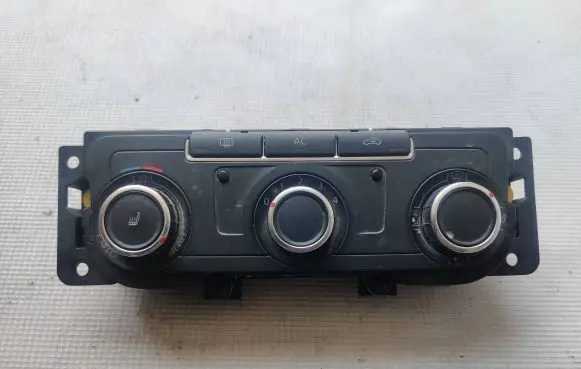 Volkswagen Transporter - Caravelle T5 Climate control unit 7E5907047Q 5HB01025929